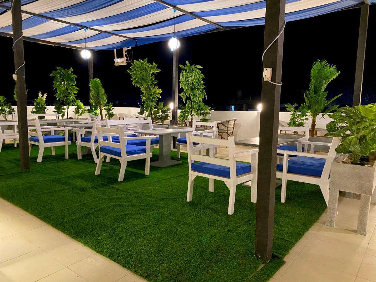 La Boutique Residence Gurdaka Kültér fotó
